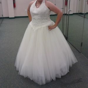 David's Bridal Wedding Dress